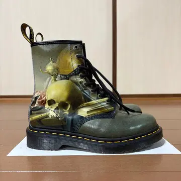 닥터마틴 UK4 1460 할멘 스테인웨이크