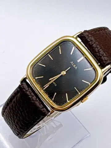 ALBA V131-5090 쿼츠 손목시계 골드