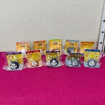 정리 오소마츠 6쌍둥이 마츠이누 오브제 피규어 세트 -