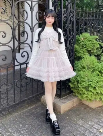 evelyn 리본 포함 프릴 셋업