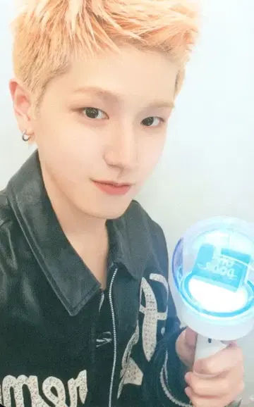 BOYNEXTDOOR RIWOO 응원봉