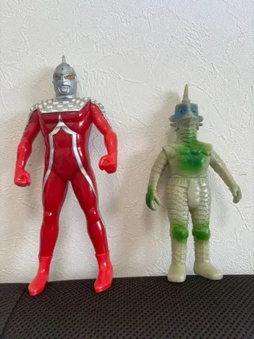 울트라맨과 괴수 피규어 세트 1983년제 윈담 울트라 세븐