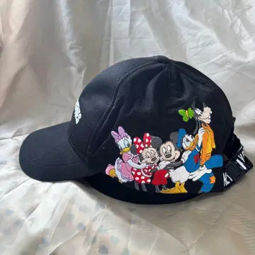 Disney Besties 디즈니 베스티즈 캡 58cm 블랙 자수