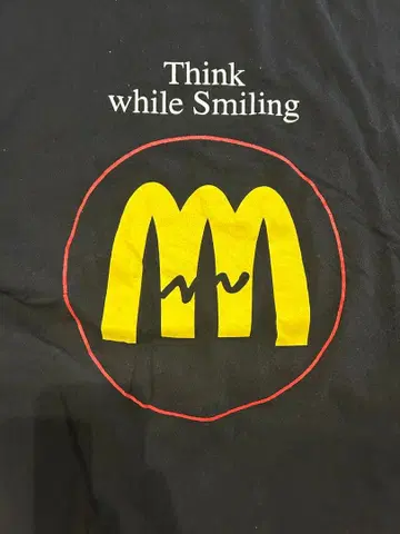 MINNANO Think while Smiling 티셔츠 XL