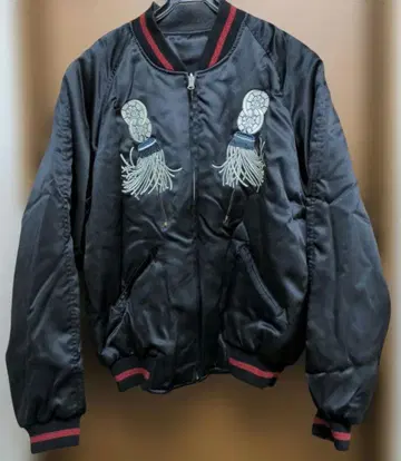 꼼사데모드멘 스카잔 자수 디자인 미사용 새상품 M 리버서블