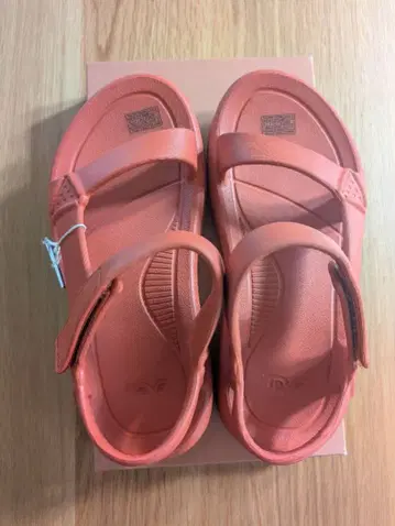 TEVA 스포츠 샌들 방수
