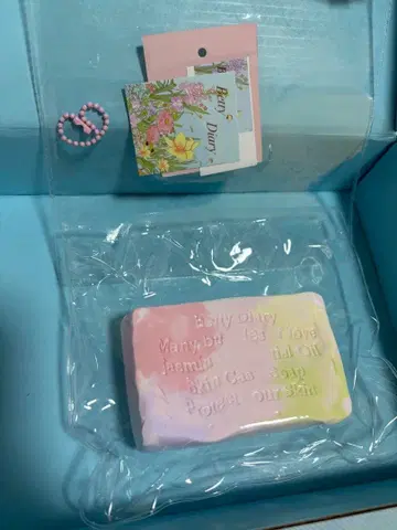 Betty Diary 유화 화원 시리즈 비누 스퀴즈
