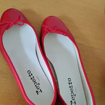 Repetto 레페토 38 에나멜 발레 슈즈 빨간색