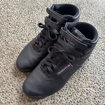 리복 블랙 하이컷 스니커즈 25.5cm ( USA8.5 )