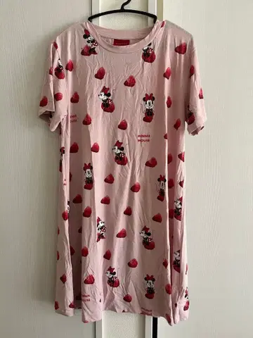 [새상품급] 젤라또피케 미니 이치고 패턴 룸웨어