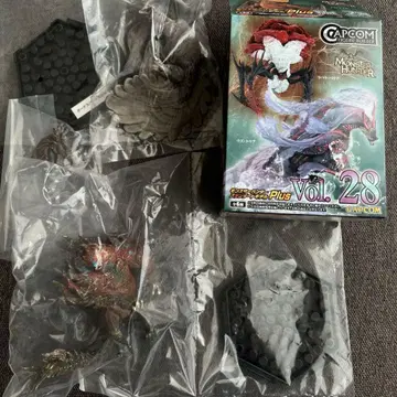 몬스터 헌터 스탠다드 모델 28 아자라칸 우즈 투나