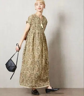 프릭스 스토어 페이즐리 원피스 크림 M