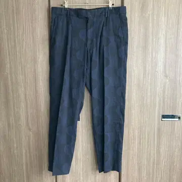 새상품급 DRIES VAN NOTEN Verner Panton 팬츠 48