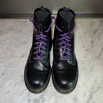 닥터마틴 1460 8홀 블랙