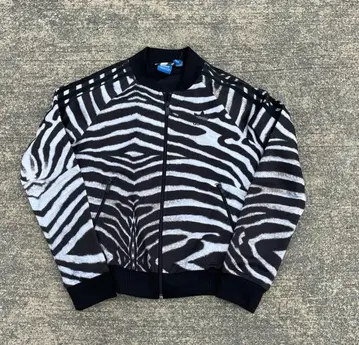 최종 가격 레어 adidas Originals 제브라 패턴 저지