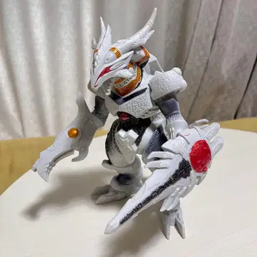 울트라맨 ORB 울트라 괴수 DX 갤럭트론 소프트 비닐 피규어