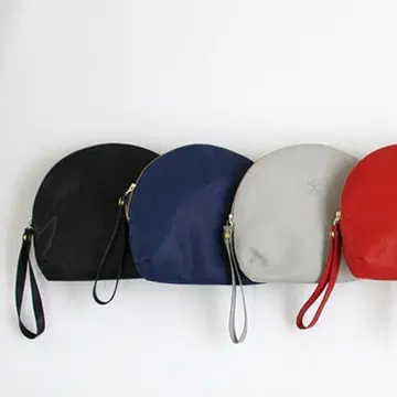 [새상품] 아츠&사이언스 Arts&science 라운드 파우치 블랙