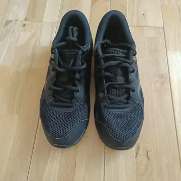 새상품급 미즈노 맥시마이저 블랙 27cm
