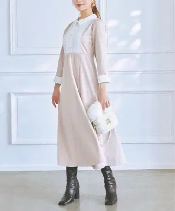 택 포함 새상품 토코 펄 비쥬 장식 단추 요크 절개 배색 원피스