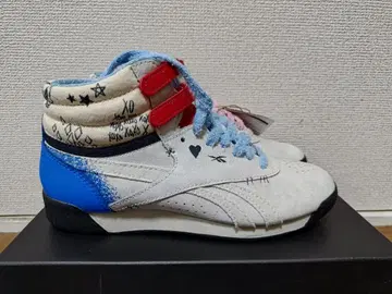 REEBOK x DC COMICS HARLEY QUINN ver.