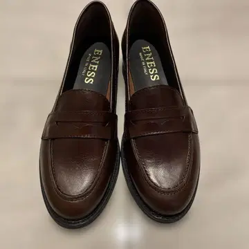 ENESS 다크 브라운 로퍼