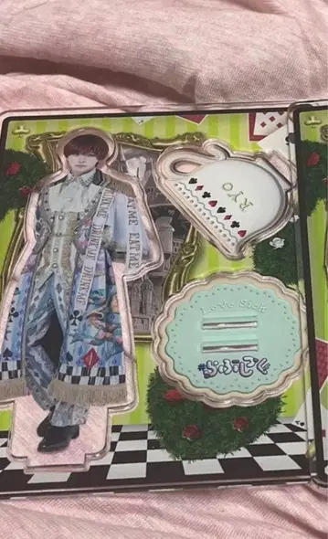 러브시크 료 아크릴 스탠드 앨리스