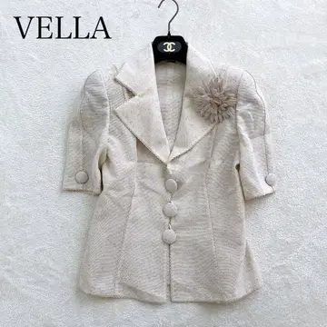 새상품급 VELLA 자켓 L 숄더 패드 코사지 베이지