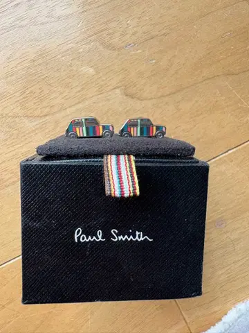 폴스미스 커프스 자동차 디자인