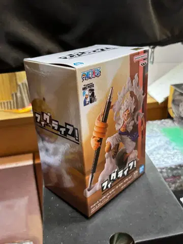 [ 미개봉 ] 원피스 루피 니카 피규어