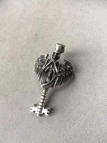 [새상품] silver925 스컬 윙 기도 펜던트 탑 각인 있음