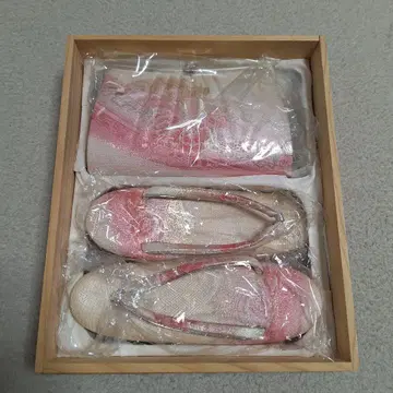 고급 예복용 조리 백 세트 후리소데 호몬기 핑크 금은사 목상자 포함