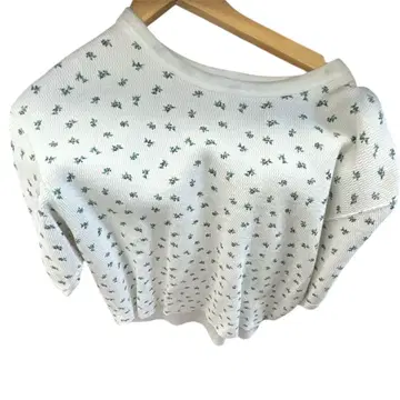 [가격 인하 가능] LOEFF 블루베리 써멀 티셔츠