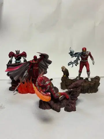 슈퍼 전대 피규어 3종