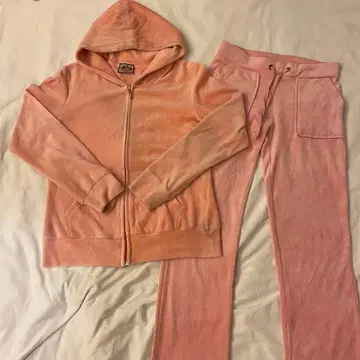 Juicy couture 베이비 핑크 트레이닝복