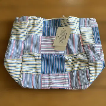 BAGinNOUN 백앤나운 패치워크 토트백