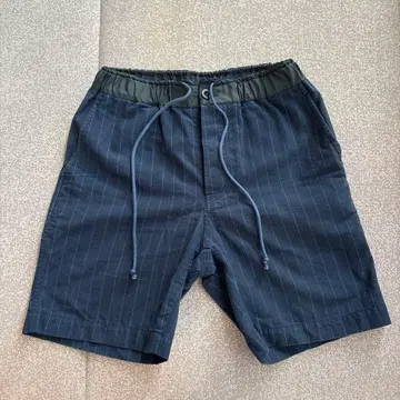 사카이 sacai 네이비 스트라이프 숏팬츠