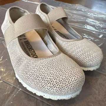 BIRKENSTOCK 멜리 제인 플랫슈즈 베이지