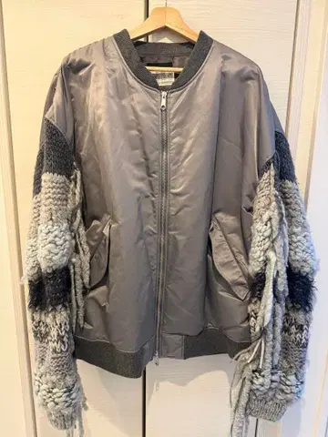 DISCOVERED x MEZLAD PSYZYE 니트 절개 MA-1