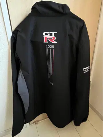 윈드브레이커 닛산