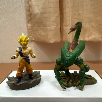 초사이어인 손오공 셀 피규어 세트