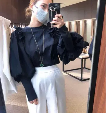 [새상품급] 요리 yori 윈터 새틴 와이드 팬츠 36 화이트