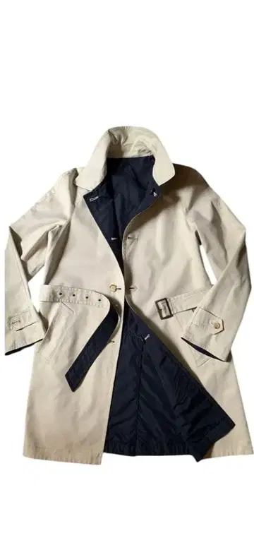 영국 노포 DUNHILL 리버서블 코트 이탈리아제 16만엔 정도