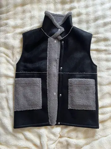 kastane 카스타네 페이크 무스탕 베스트 리버서블