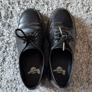 닥터마틴 1461 QUAD 3홀