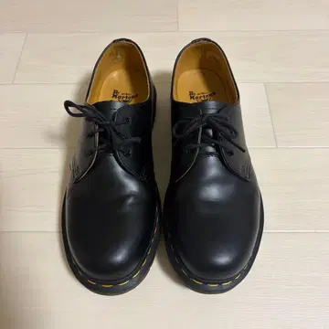 닥터마틴 1461 3홀 슈즈 UK7 26cm 상자 없음