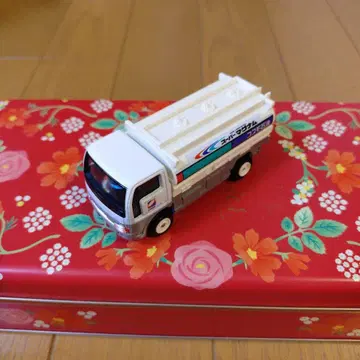 B/O 토미카 닛산 아틀라스 No.08 탱크로리 코스모 석유