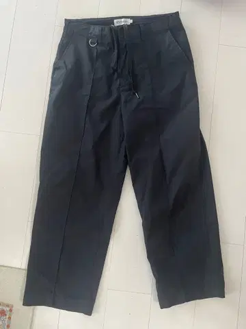 EVISEN 슬랙스 BLACK