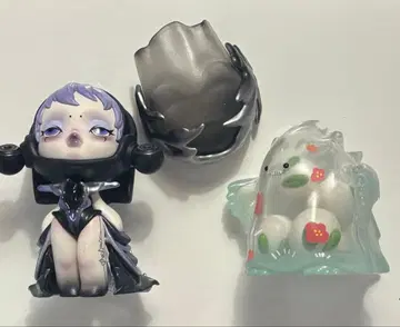 고딕 캐릭터 피규어 세트