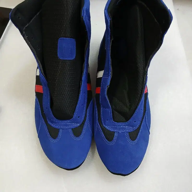 무술 킥복싱 유도 삼보화 블루 US10/EUR44 새상품
