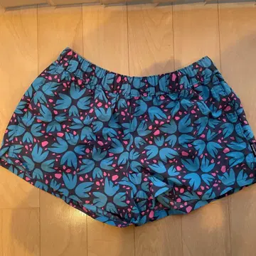 patagonia 꽃무늬 숏팬츠 XS